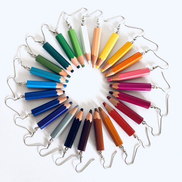 Upcycling-Ohrringe aus Farbstiften – Bunt, verspielt & handgemacht